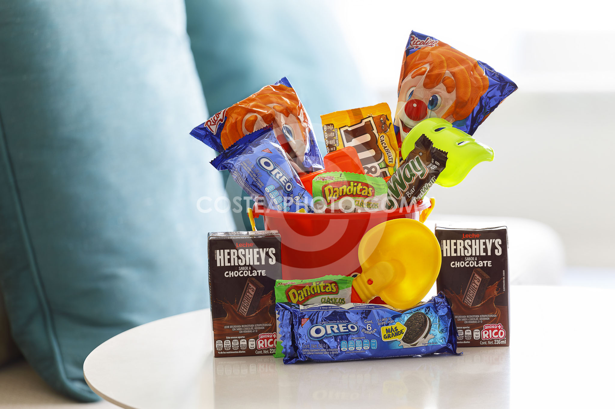 AMENITIES DELUXE FAMILY - KIDS CANDY
