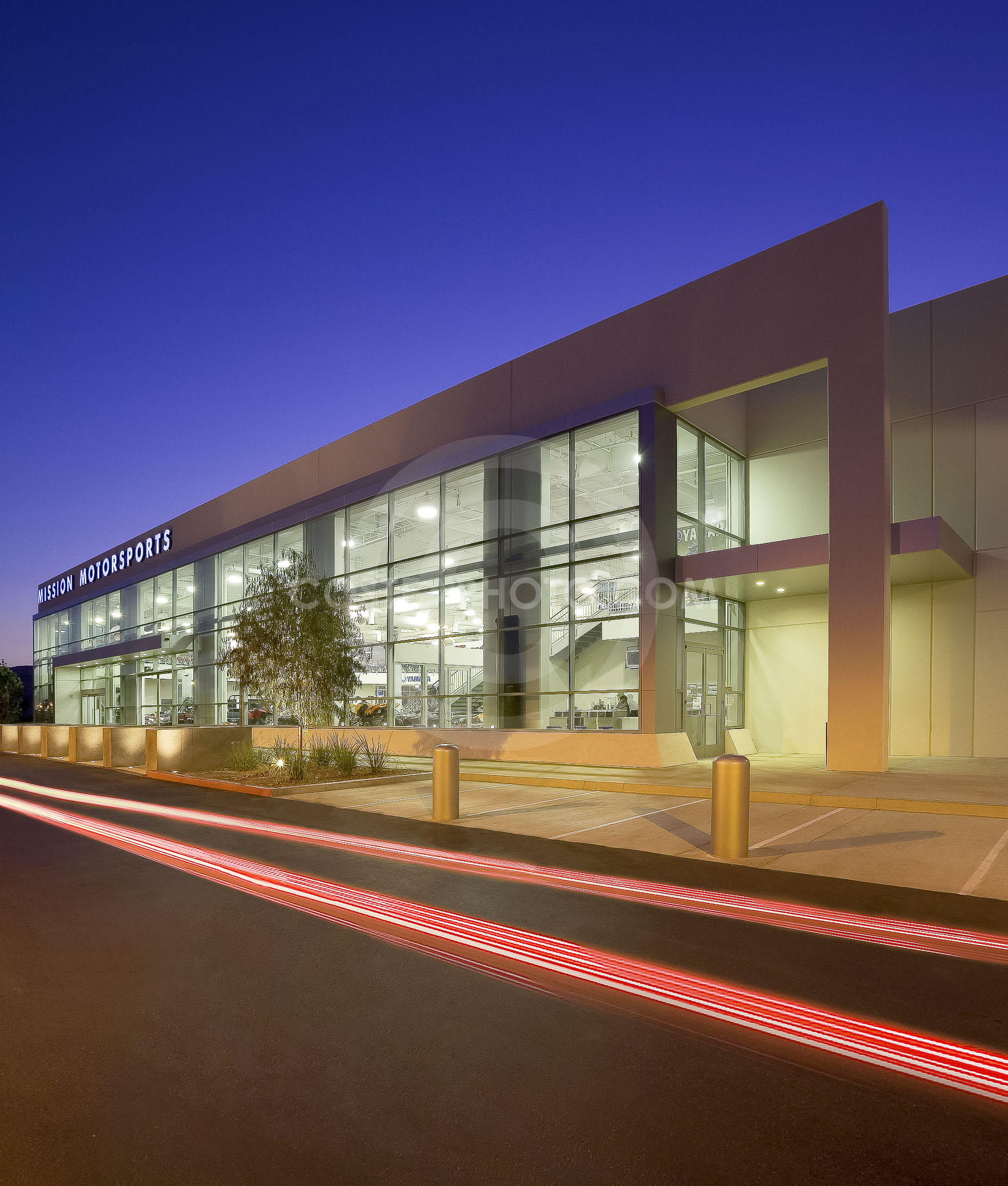 Facade at dusk 3803