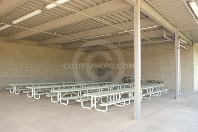 Covered-sitting-area.JPG